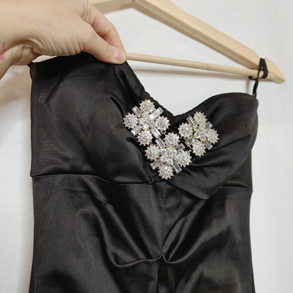 Cache‎ Vintage Strapless Mermaid Dress Stretch Fitted Crystal Embellishments 2 - Picture 5 of 16